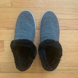 Sketchers Memory Foam Sneaker